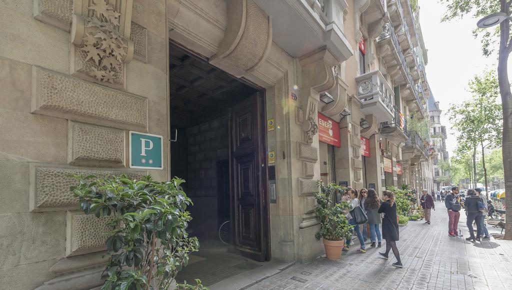 Hostal Girona Barselona Dış mekan fotoğraf